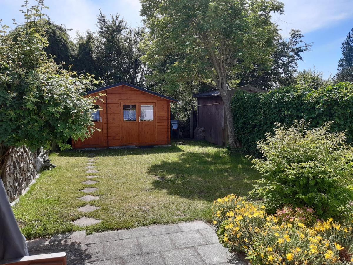 Ferienhaeuschen Kuestenwald Bei Warnemuende, Eigener Garten, Terrasse Mit Strandkorb, 400M Zum Strand Diedrichshagen  Exterior foto